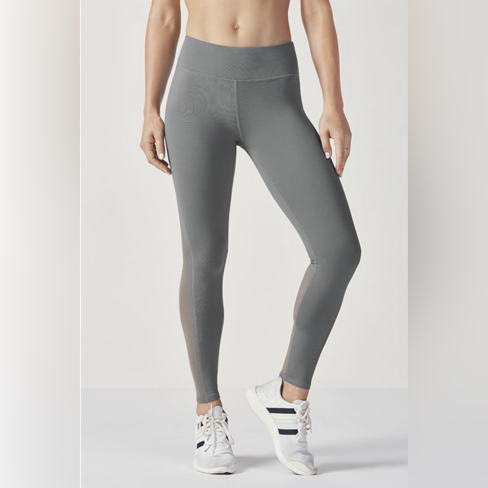 Women’s Fabletics Polly leggings Small Tall with Powerhold Gray/Harbor color NWT